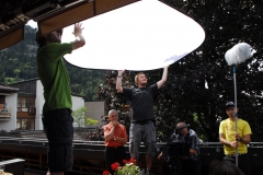 If the sun is out, sometimes all you need is a diffusor (Blätter im Herbst 2012)